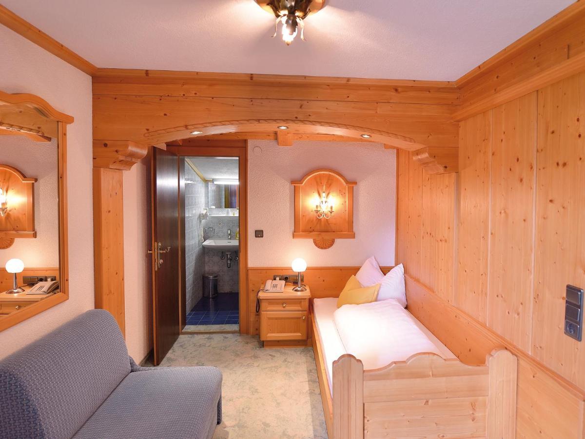 Pension Cafe Fritz Lech am Arlberg Dış mekan fotoğraf